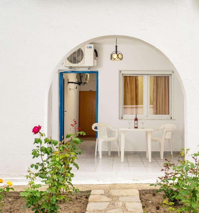 Theo Boutique Hotel 3*